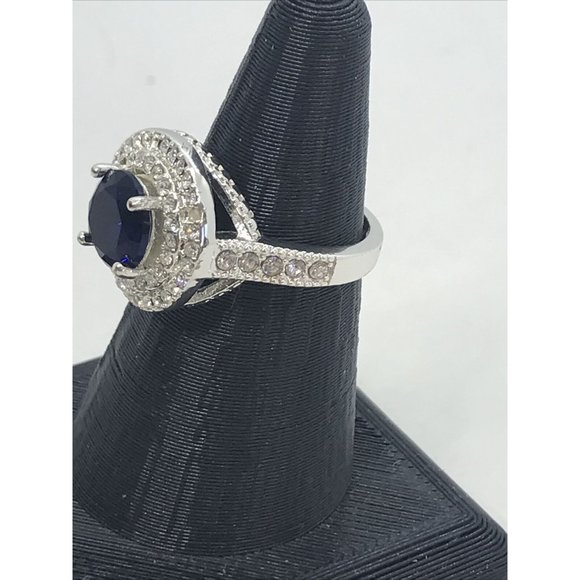 Blue Stone cushion cut size 5.5 Clear Crystals Silver tone - Picture 2 of 7